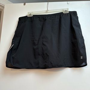 Izod large golf skort